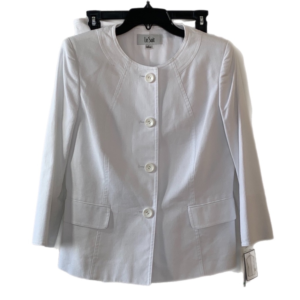 Le Suit Women’s White 100% Cotton Skirt Suit NWT great condition never worn READ